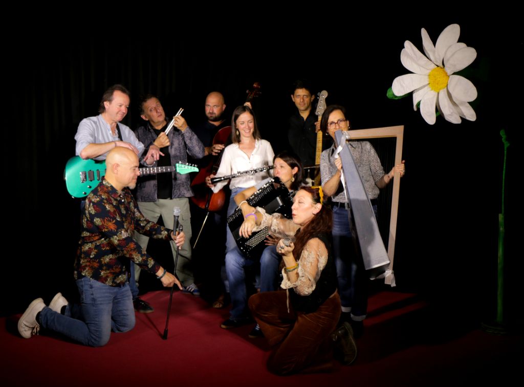 Sweet Daisies Orchestra - Photo 12